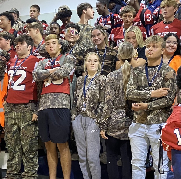 Riverside+students+wore+their+best+hunting+gear+for+Fridays+pep+rally.+