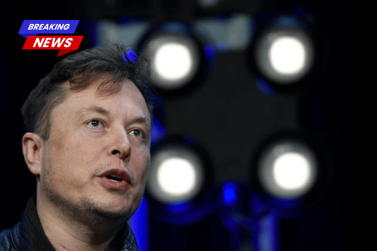 Elon Musk offers to pay TSA agents' salaries, as Donald Trump threatens to replace them with ICE