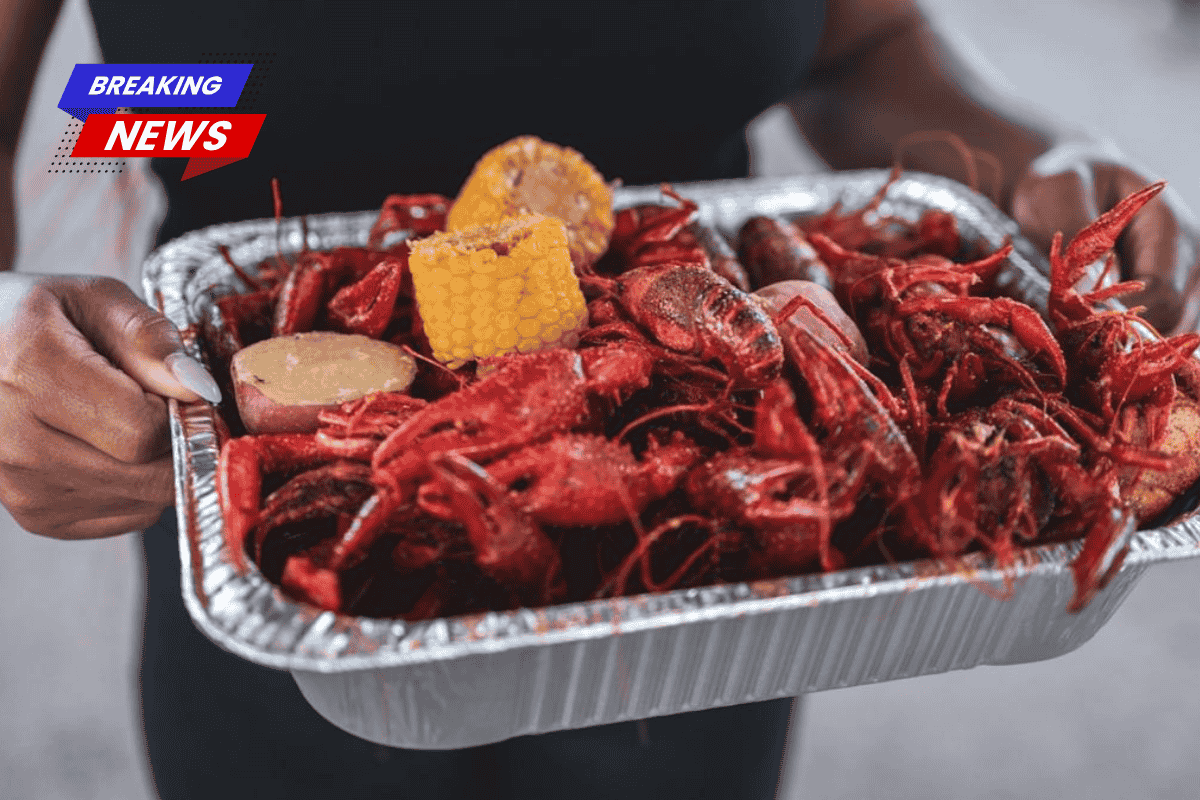 A New Orleans-Area Restaurant serves Vietnamese-Cajun-Style Crawfish