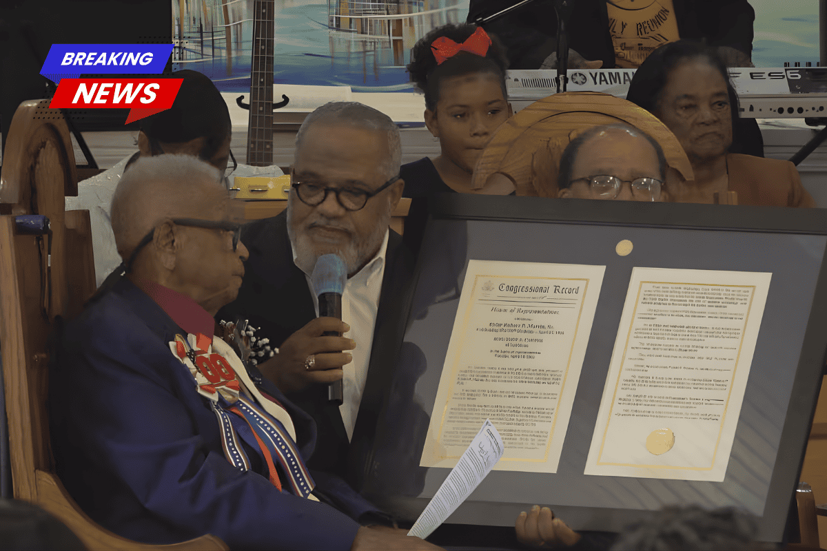 WWII veteran's hundredth birthday is celebrated in Algiers with family, congregants and congressman