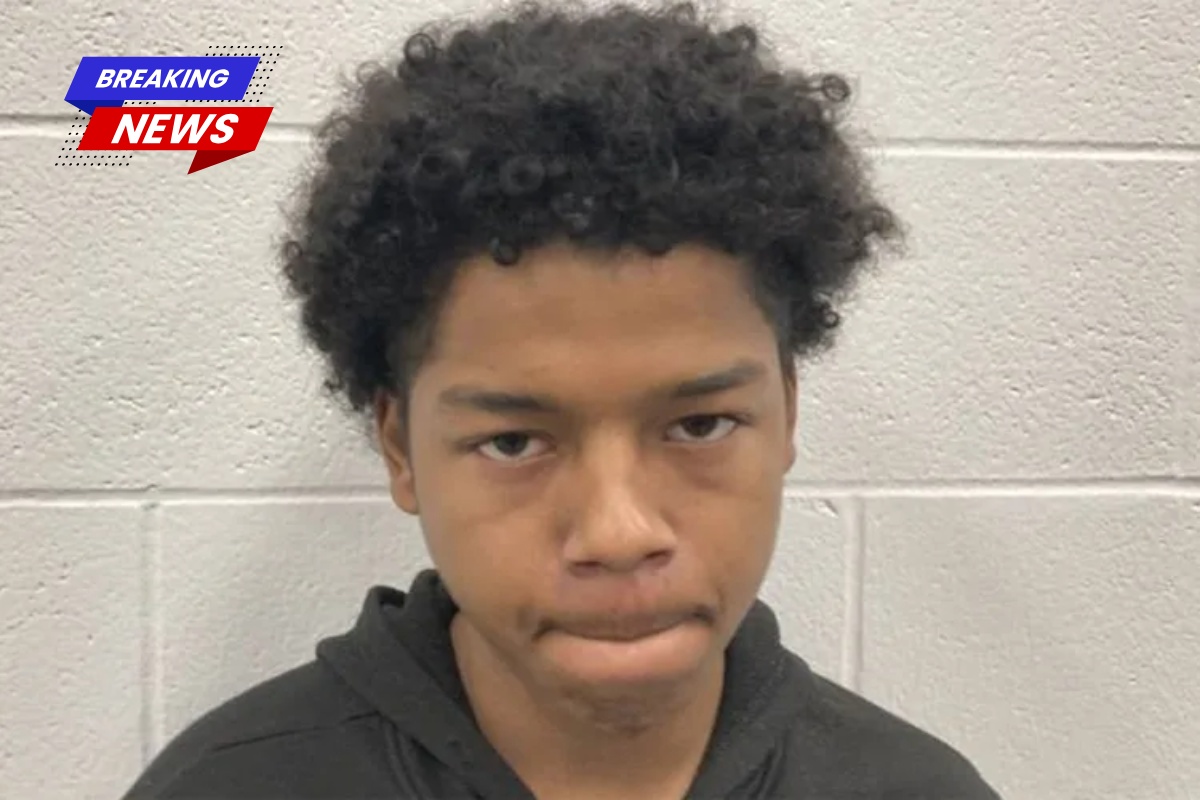 Dad allegedly left his baby daughter in a bathtub full of water while scrolling on his phone in another room