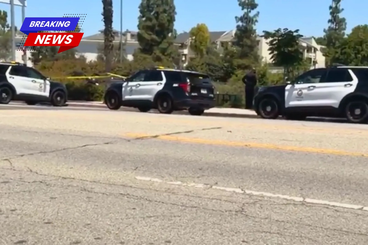A 40-year-old man was killed close to the UniversalStudio City Metro Station by a gunman who is now at large