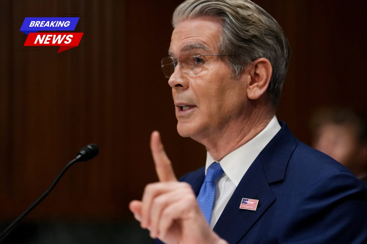 According to a watchdog, Social Security will be reduced by 24% in 2032, costing retirees across the country $345 billion