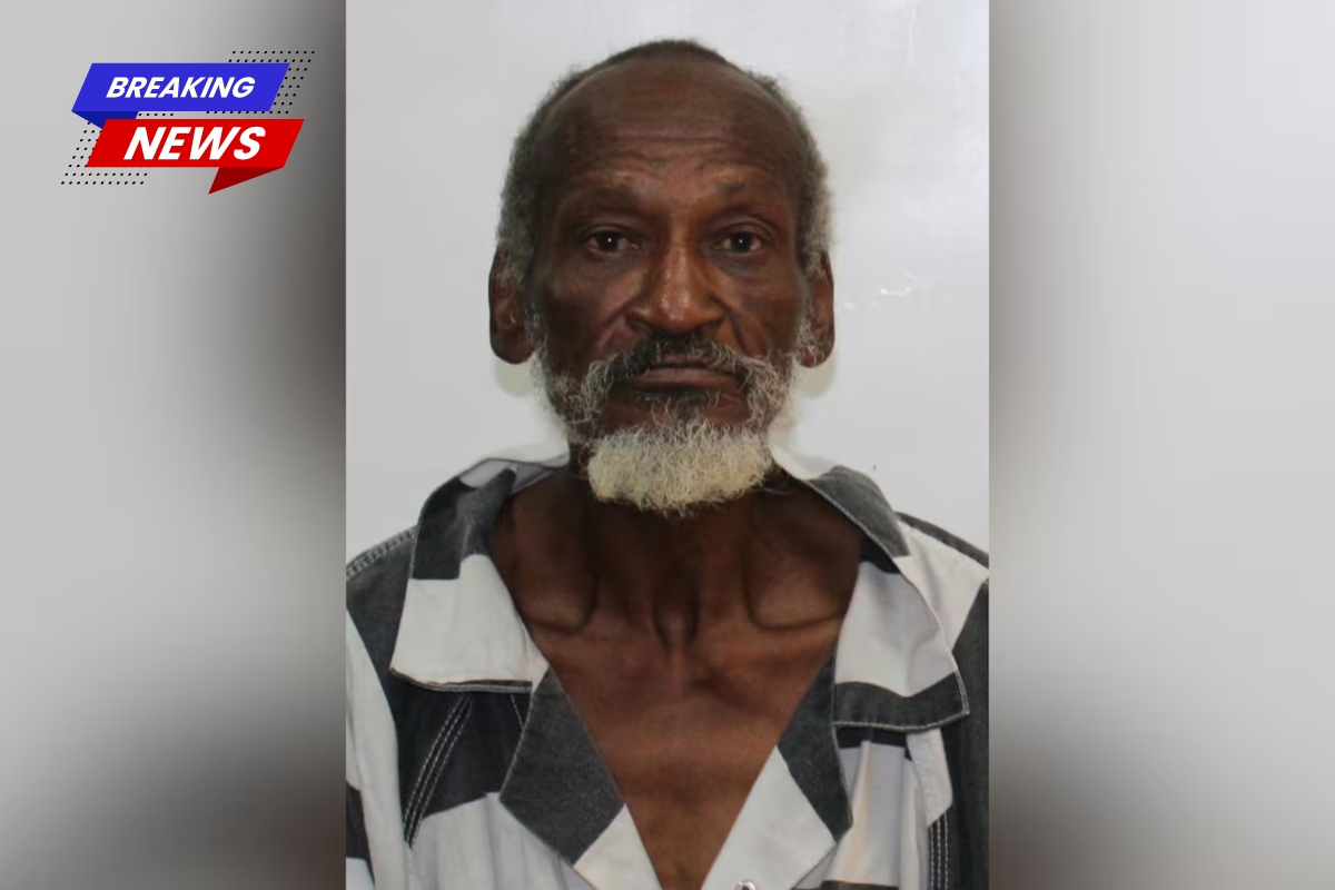 Deputies say a man sets fire after putting petrol in the entryway of a property