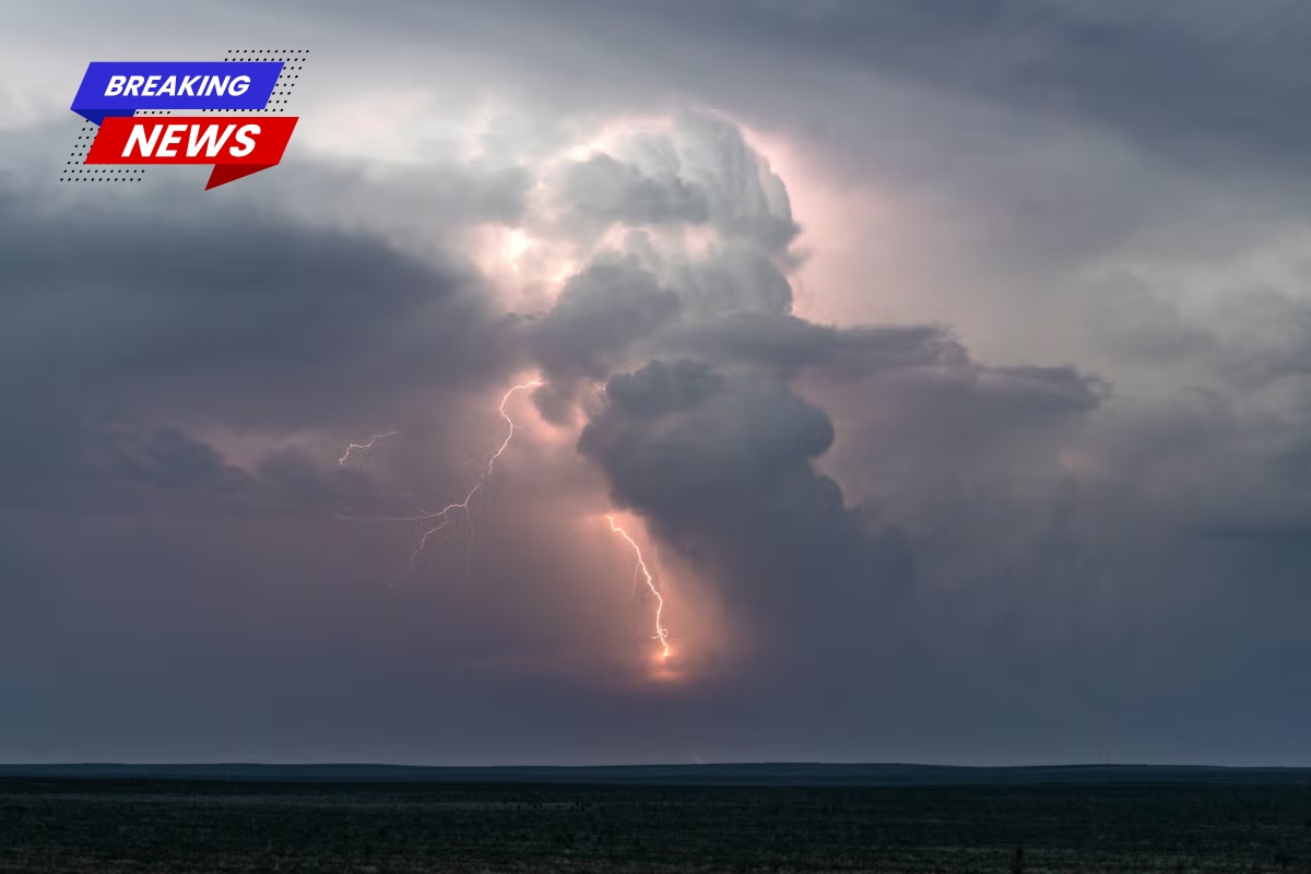 Seven U.S. states are under a 'severe' thunderstorm watch tonight